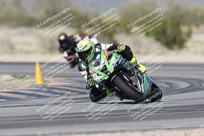 media/Jan-15-2026-Racers Edge (Thu) [[dfebeb70ab]]/3-B Group/Session 4 (Turn 5)/